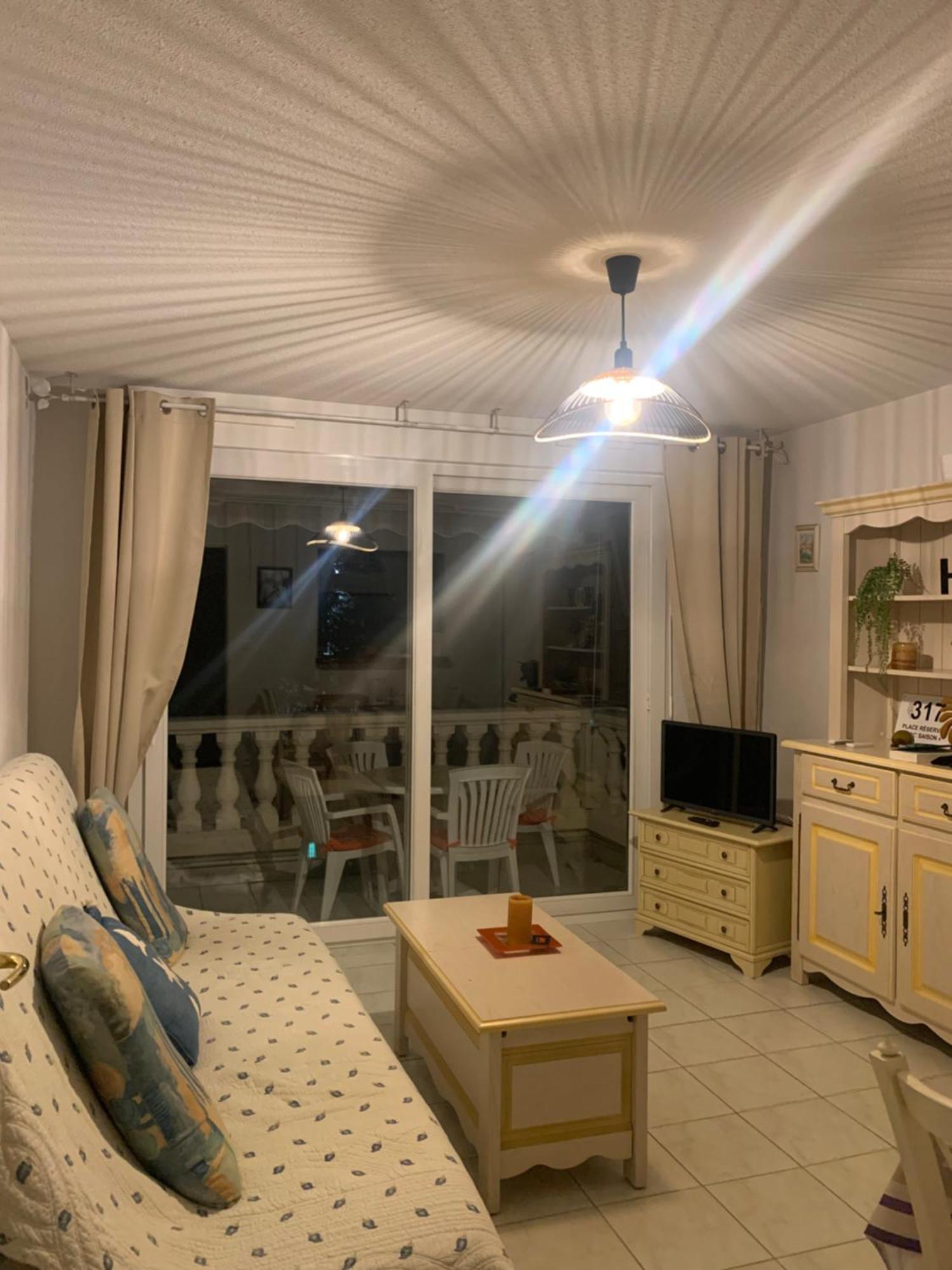 Le Tropical Apartment Fréjus Екстериор снимка