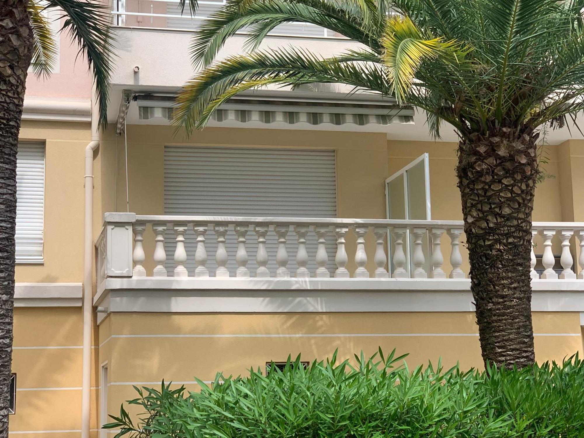 Le Tropical Apartment Fréjus Екстериор снимка